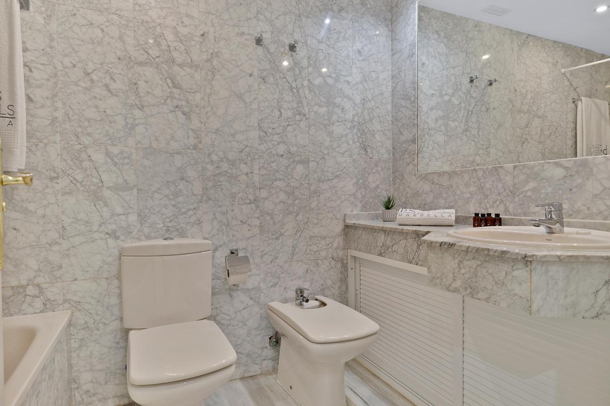 2 Bedroom Apartment In Medina Garden - Puerto Banus Marbella Exteriér fotografie